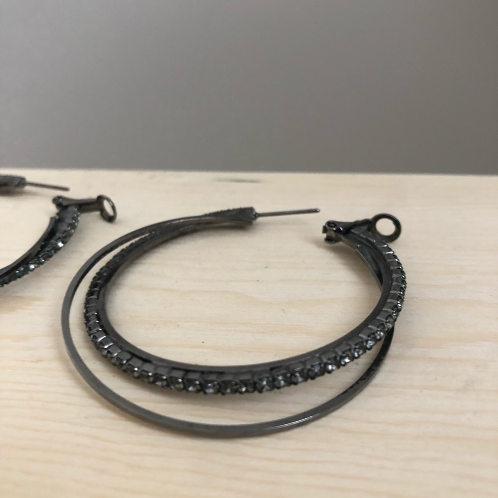Dressy Black double hoop earring